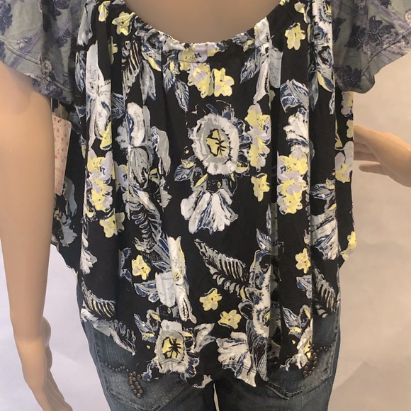 Free People black & green cold shoulder floral top - Picture 7 of 15